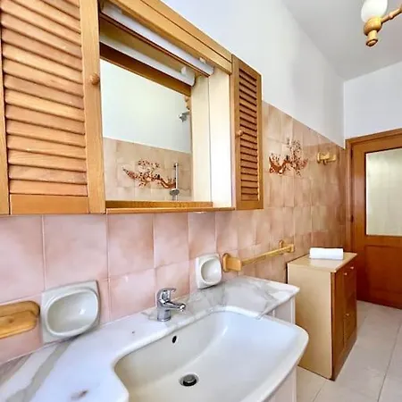 Nura's - Casa Girasole Appartamento *